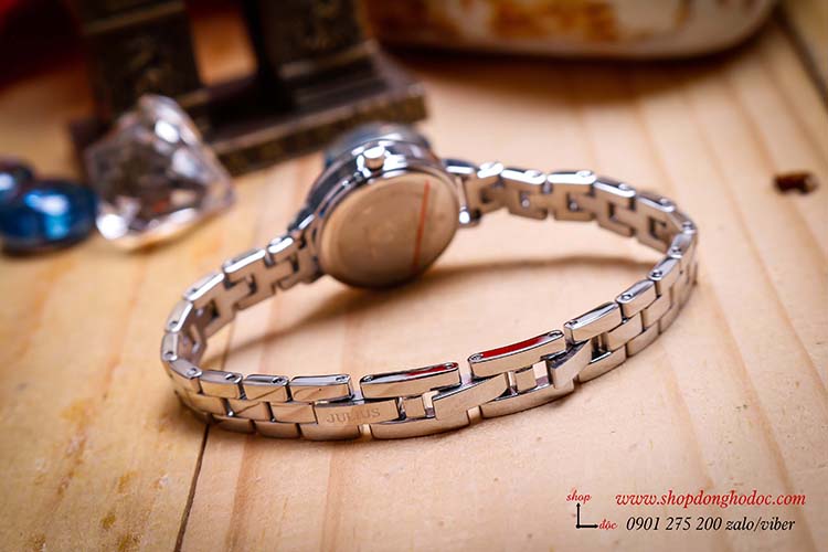 Đồng hồ nữ dây kim loại bạc mặt tròn size nhỏ xanh đen Julius 1157A ĐHĐ29803