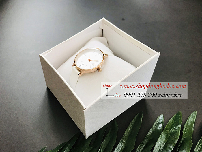Đồng hồ Shengke SK nữ dây da mặt tròn trắng sang chảnh ĐHĐ19403