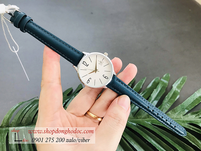 Đồng hồ Shengke SK nữ dây da mặt tròn xanh navy cá tính ĐHĐ19401