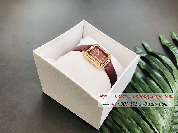 Đồng hồ nữ Skmei dây da mặt vuông size nhỏ đỏ đô quý phái ĐHĐ36803